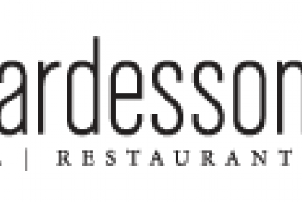 Lucky Restaurant & Bar