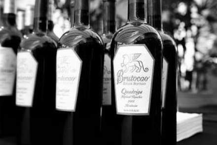 Brutocao Cellars Schoolhouse Plaza