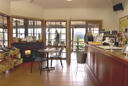 Chain of Ponds Wines