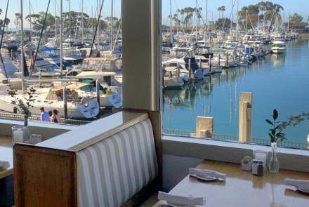 Harpoon Henry's Seafood Restaurant